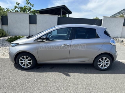 RENAULT ZOE Intens Q210 Tényleges Intens. kevés km. könyöklő