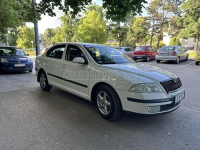 SKODA OCTAVIA 1.6 Ambiente