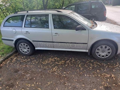 SKODA OCTAVIA 1.6 Elegance