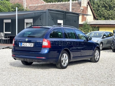 SKODA OCTAVIA Combi 2.0 CR TDI Family DPF Vezetett szerviz !