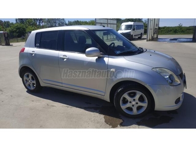 SUZUKI SWIFT 1.3 GLX CD AC