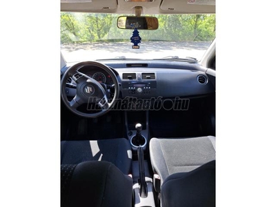 SUZUKI SWIFT 1.3 GLX CD AC