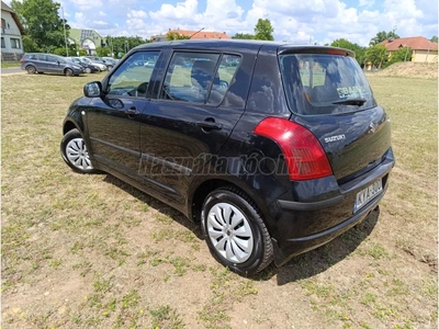 SUZUKI SWIFT 1.3 GLX CD AC