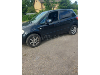 SUZUKI SX4 Sedan 1.6 GLX+