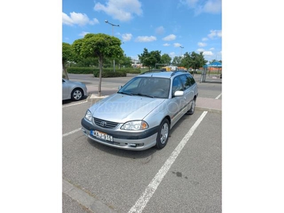 TOYOTA AVENSIS 1.6 Klíma. vonóhorog