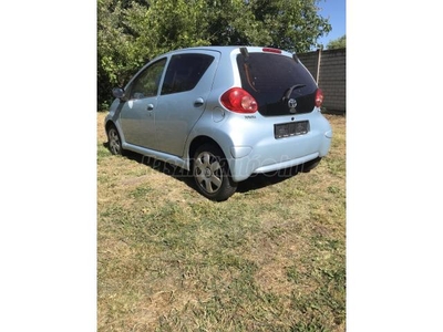 TOYOTA AYGO 1.0 AC Klíma !!! 4/5 liter /100km