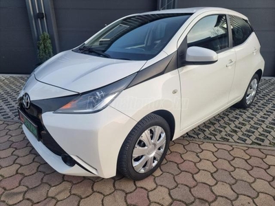 TOYOTA AYGO 1.0 x 5 AJTÓS. KLÍMÁS. SZÉP.1 GAZDÁS LEINFORMÁLHATÓ. 2026/02-IG VIZSGA