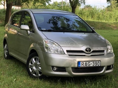 TOYOTA COROLLA VERSO 2.0 D-4D Linea Sol