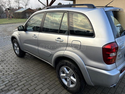 TOYOTA RAV 4 Rav4 2.0 D 4x4