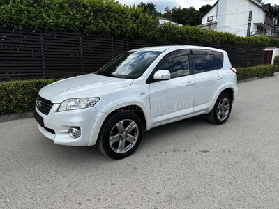 TOYOTA RAV 4 Rav4 2.2 DCAT Executive (Automata)