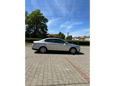 VOLKSWAGEN PASSAT VI 1.6 Comfortline