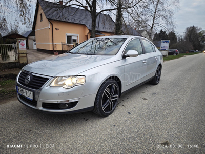 VOLKSWAGEN PASSAT VI 2.0 PD TDI Highline DSG DPF