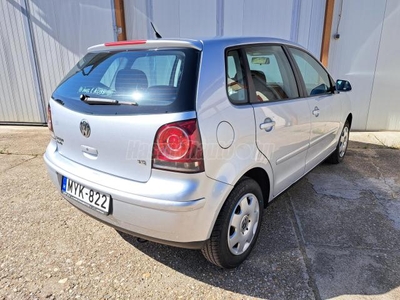 VOLKSWAGEN POLO 1.2 60 Trendline