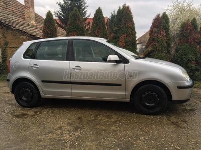 VOLKSWAGEN POLO IV 1.4 75 16V Comfortline