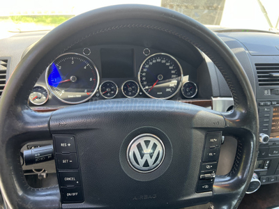 VOLKSWAGEN TOUAREG 2.5 R5 TDI