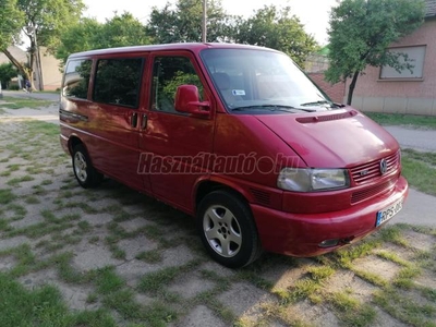 VOLKSWAGEN TRANSPORTER T4 Caravelle 2.5 TDI