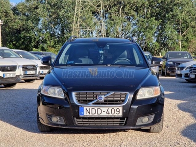 VOLVO V50 1.6 D DRIVe Bőr ülések.Navi.rendszeresen szervizelt