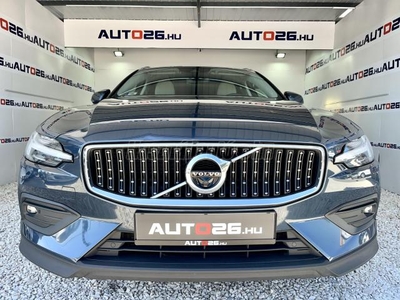 VOLVO V60 2.0 D [D4] Cross Country Pro AWD Geartronic MAGYARORSZÁGI - ELSŐ TULAJDONOSTÓL - VÉGIG VEZETETT SZERVIZKÖNYV - 3 ÉV GARANCIA