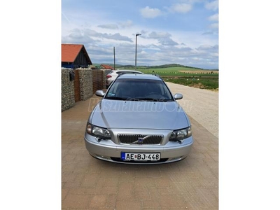 VOLVO V70 2.3 T-5