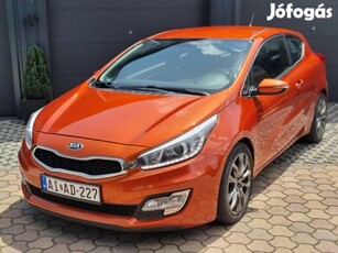 KIA Pro CEE'D 1.6 CRDI EX Két Gyári Kulcs. CSAL...