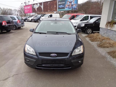 FORD FOCUS 1.6 Ambiente