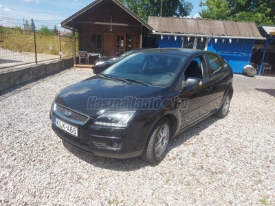 FORD FOCUS 1.6 TDCi Ghia DPF