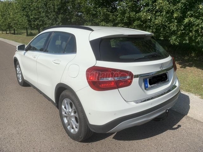 MERCEDES-BENZ GLA 200 Style 1.6 benzin 99500 km man. 6 seb