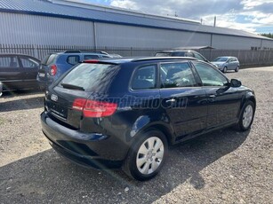 AUDI A3 1.6 TDI Attraction DPF SÉRÜLÉSMENTES !! 157775KM!