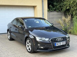 AUDI A3 Limousine 1.6 TDI Attraction 1 Gazdás Végig Vezett Szervízkönyv