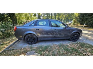 AUDI A4 1.8 T quattro