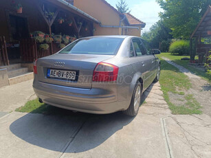 AUDI A4 2.0