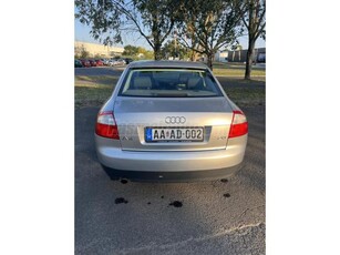 AUDI A4 2.0