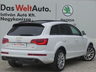 AUDI Q7 3.0 TDI DPF quattro Tiptronic ic S line 171e.km!