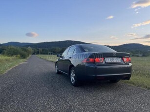 HONDA ACCORD 2.0 Comfort (Automata) MAGYAR / TISZTA BÉZS BELSŐ / 10.000KM-ENKÉNTI OLAJCSERE / SZERVIZTÖRTÉNET