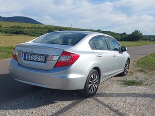 HONDA CIVIC 1.8 Elegance