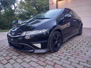 HONDA CIVIC 2.2 CTDi Type-S D.KLÍMA - XENON - ÜLÉSFŰTÉS - TEMPOMAT - KAMERA