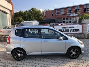 HONDA JAZZ 1.2 S Cool MAGYAR! GARANTÁLT KM! GYÁRI FÉNYEZÉS! KLÍMÁS! VONÓHORGOS!