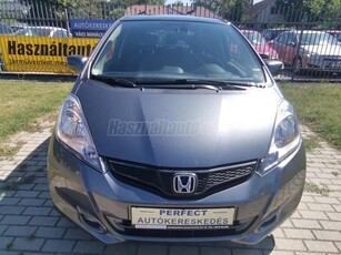 HONDA JAZZ 1.4 Elegance CVT Sérülésmentes.ABS.ESP.ASR.Tempomat.Digit Klíma.Panoramatető.AUTOMATA.Űlésfűtés.1