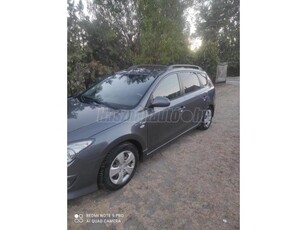 HYUNDAI I30 i30u CW 1.6 CRDi HP Comfort