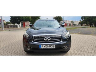 INFINITI FX30d 3.0 V6 S Premium (Automata) 4X4 Magasan felszerelt