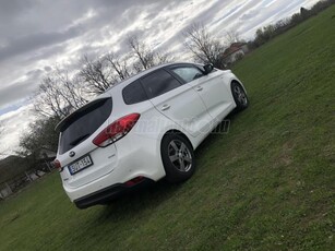 KIA CARENS 1.7 CRDI EX [7 személy]