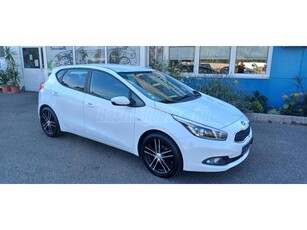 KIA CEE'D 1.4 CVVT EX Nagy Navi.Tolató Kamera 16- os