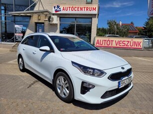 KIA CEE'D Ceed SW 1.0 T-GDI Gold MAGYAR-1 TULAJ-VEZETETT SZERVIZ-FŰTHETŐ KORMÁNY/ÜLÉS-TOLATÓKAMERA