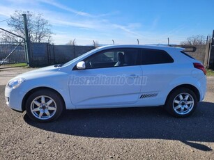 KIA PRO CEE'D 2.0 CRDi TX 143 e.km!