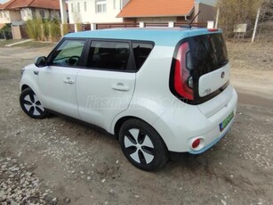 KIA SOUL EV CVT