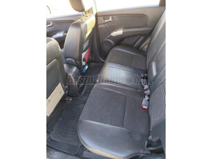 KIA SPORTAGE 2.0 LX 2WD