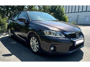 LEXUS CT 200h Comfort (Automata) végig márkaszerviz.autópályán használt . összes számla !