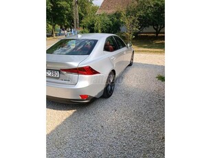 LEXUS IS 300h F Sport CVT