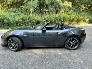 MAZDA MX-5 1.5i G130 Revolution Sérülésmentes. végig vezetett szervizkönyv!!!