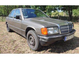 MERCEDES-BENZ 190 D 2.5